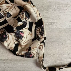Cofia con pugs para dog lovers. Diseñada para hombres y mujeres. Tienda Paraizoo